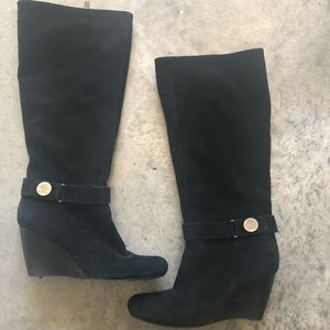 Bcbg wedge boot